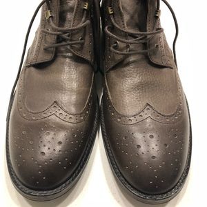 Andrew Marc dress shoes / ankle boots.